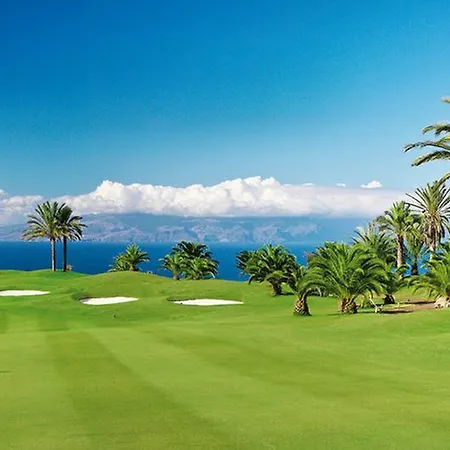 Royal Golf Park Hotel *